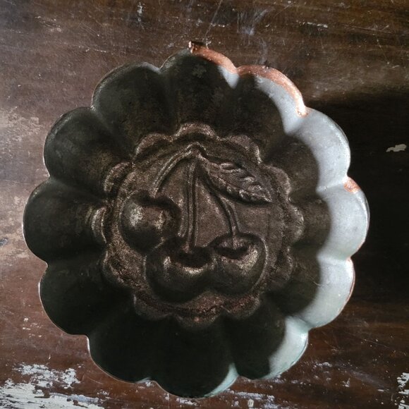 Vintage Birra Swiss Mold With Cherry Design, Vintage Mold, Cottagecore Kitchen - Picture 2 of 8